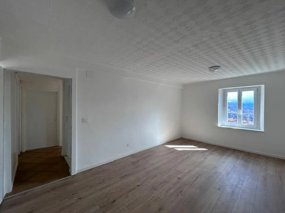 GRANDE CASA CON DUE APPARTAMENTI - GIARDINO E VISTA SPETTACOLARE – foto 9 di 27