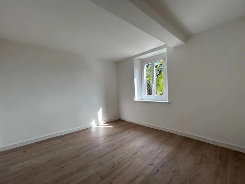 GRANDE CASA CON DUE APPARTAMENTI - GIARDINO E VISTA SPETTACOLARE – foto 11 di 27