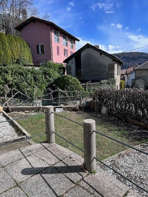 GRANDE CASA CON DUE APPARTAMENTI - GIARDINO E VISTA SPETTACOLARE – foto 27 di 27