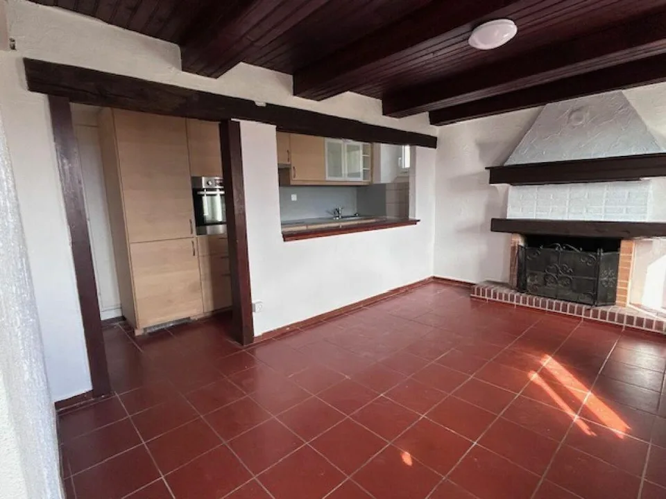 GRANDE CASA CON DUE APPARTAMENTI - GIARDINO E VISTA SPETTACOLARE