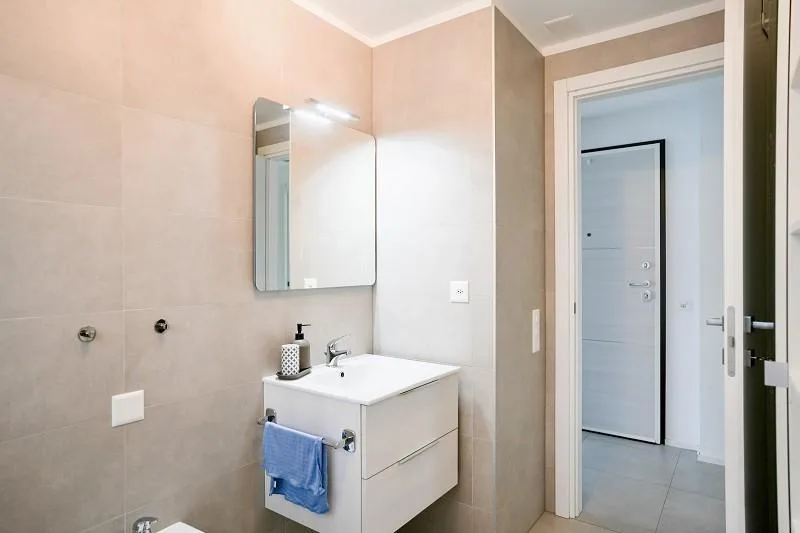 3 1/2-Zimmer-Wohnung im 1. OG an zenraler Lage / appartamento di 3 ... – Foto 12 von 20