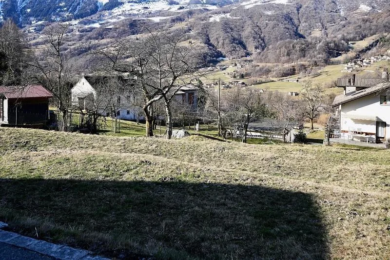 Baulandgrundstück von 587 m2 an sehr sonniger, ruhiger Aussichtslag... – foto 8 di 13