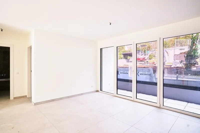 4 1/2-Zimmer-Neubau-Gartenwohnung / appartamento di 4 1/2 locali ne...