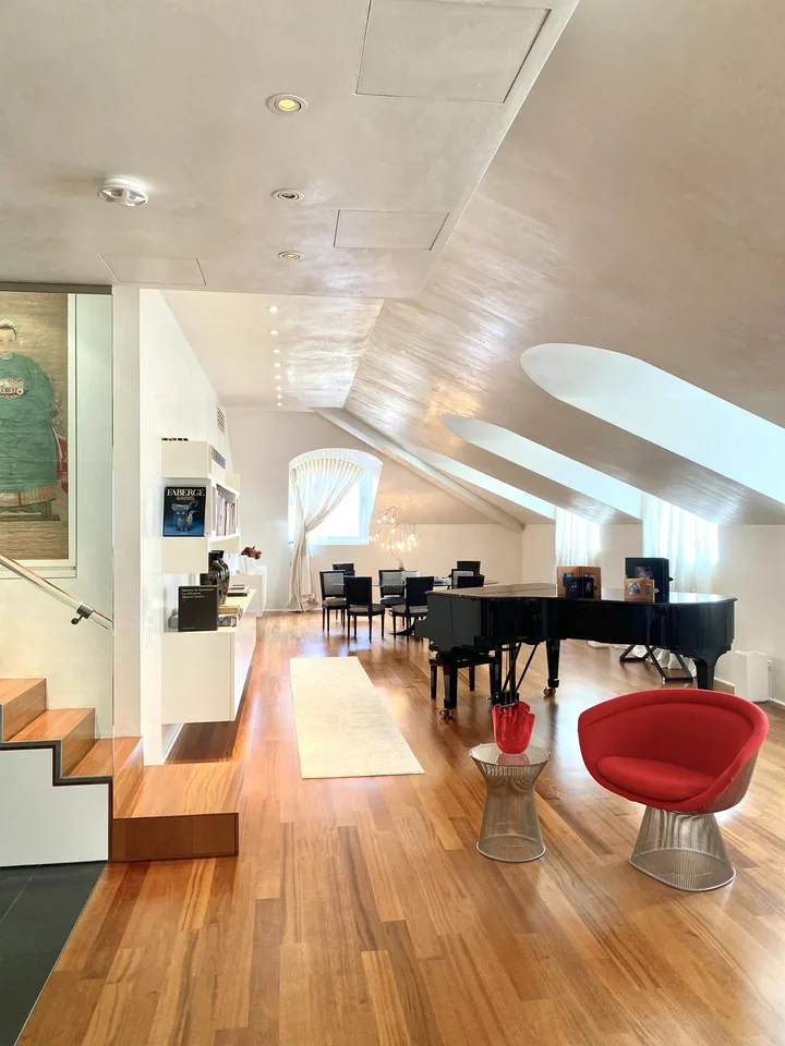 Luxurious Mansard - Duplex in the heart of Lugano Center