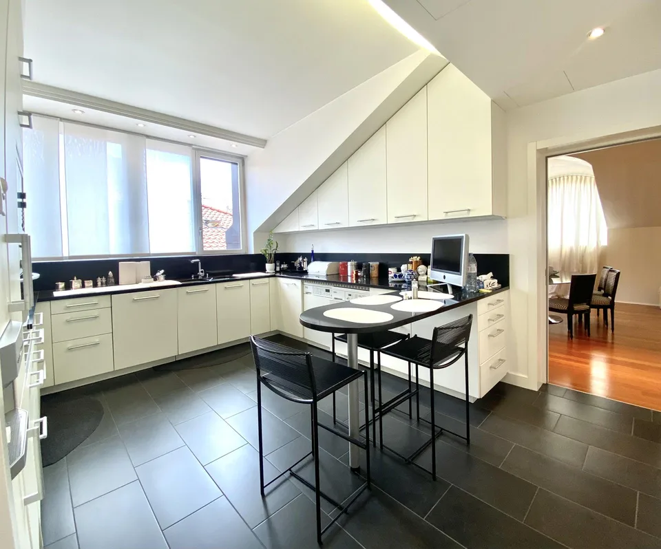Luxurious Mansard - Duplex in the heart of Lugano Center – photo 11 sur 17