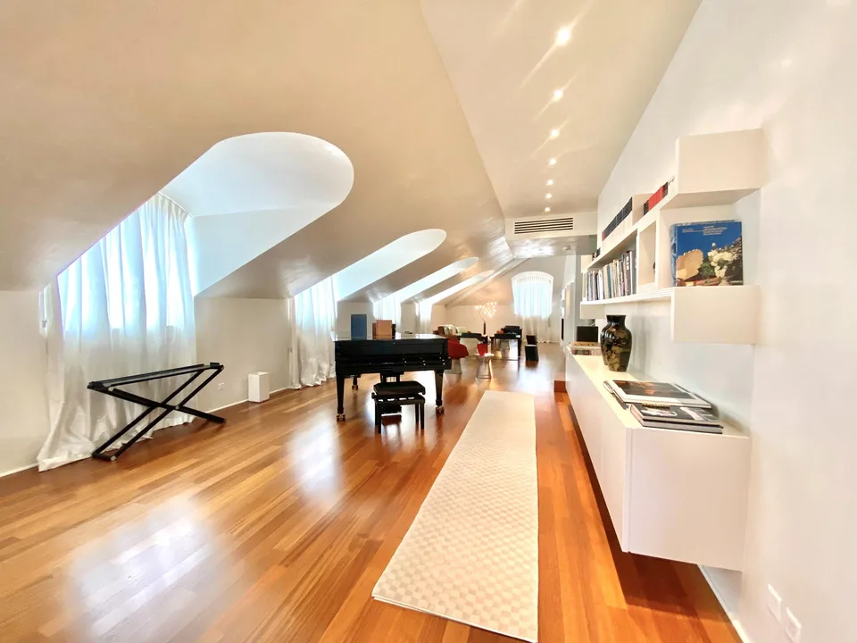 Luxurious Mansard - Duplex in the heart of Lugano Center – photo 7 sur 17