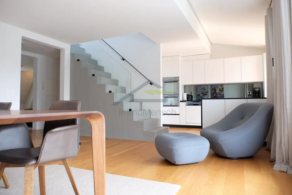 Sanierte moderne stilvolle Maisonettewohnung im Herzen des St. Johann