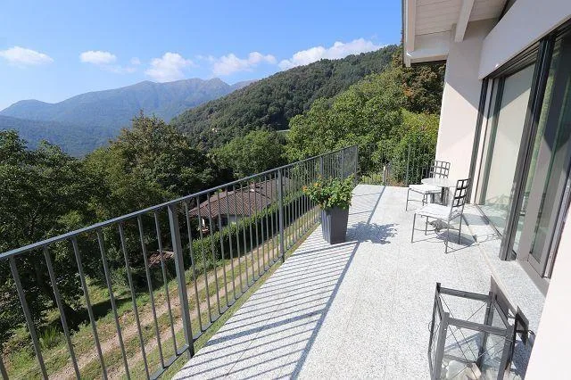 5 1/2-Villa an sehr ruhiger, sonniger Aussichtslage / villa di 5 1/... – Foto 22 von 28