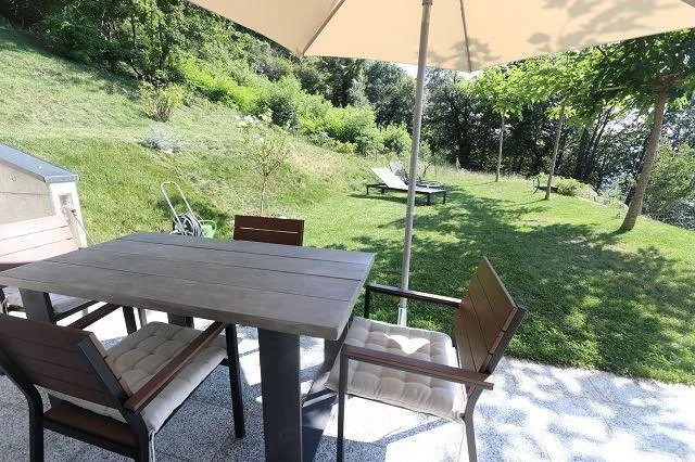 5 1/2-Villa an sehr ruhiger, sonniger Aussichtslage / villa di 5 1/... – Foto 25 von 28