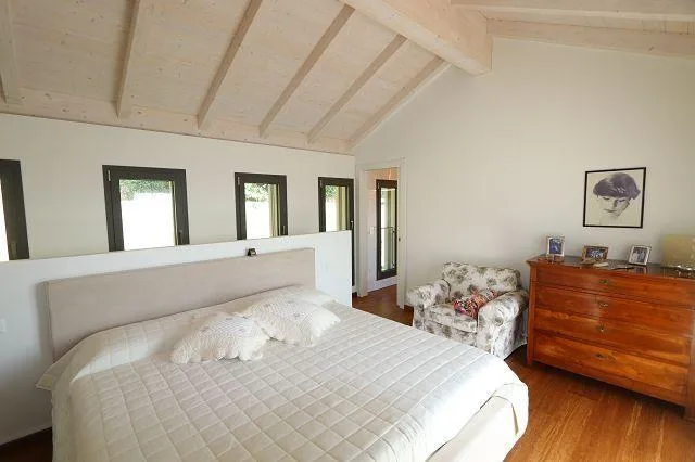 5 1/2-Villa an sehr ruhiger, sonniger Aussichtslage / villa di 5 1/... – Foto 13 von 28