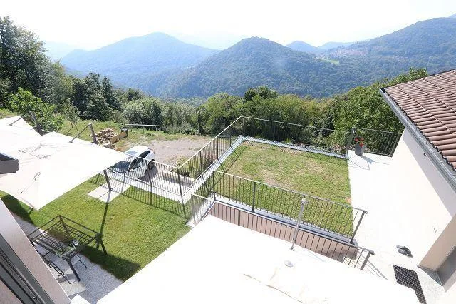 5 1/2-Villa an sehr ruhiger, sonniger Aussichtslage / villa di 5 1/... – Foto 28 von 28