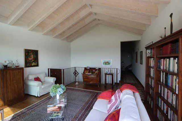 5 1/2-Villa an sehr ruhiger, sonniger Aussichtslage / villa di 5 1/... – Foto 10 von 28