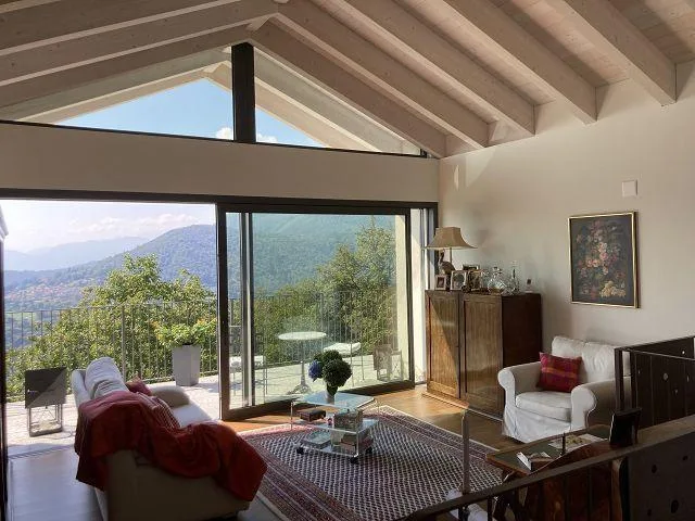 5 1/2-Villa an sehr ruhiger, sonniger Aussichtslage / villa di 5 1/... – Foto 9 von 28