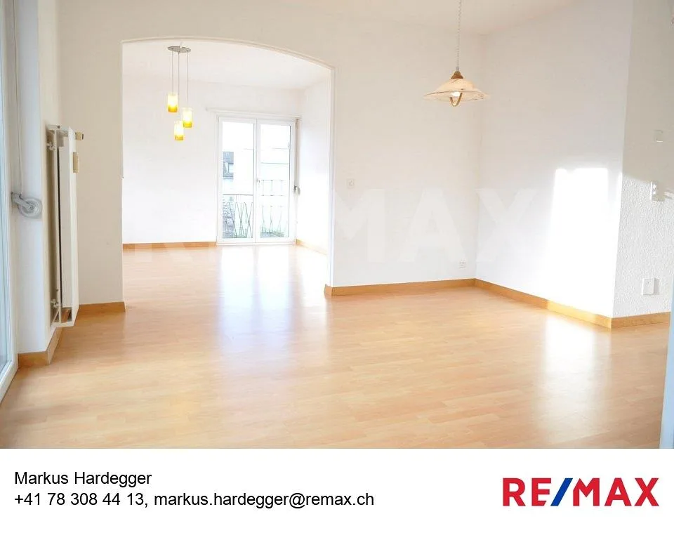 Sonnige gemütliche 4 Zimmerwohnung nahe Zentrum von Biel