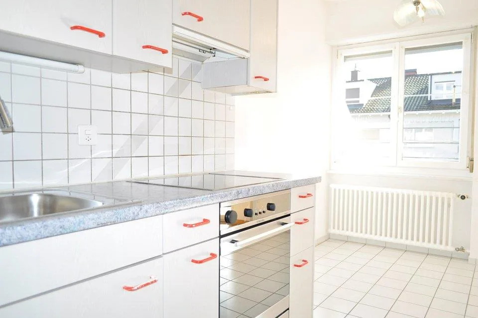 Sonnige gemütliche 4 Zimmerwohnung nahe Zentrum von Biel – Foto 6 von 13