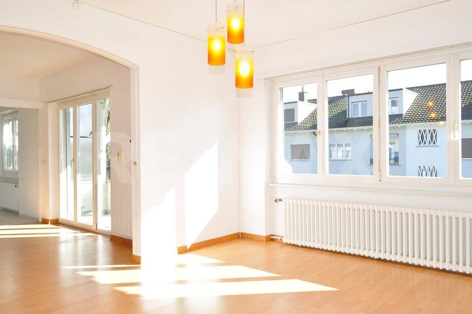 Sonnige gemütliche 4 Zimmerwohnung nahe Zentrum von Biel