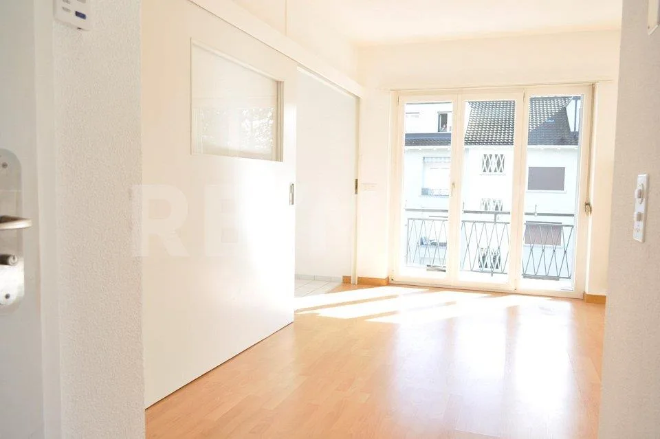 Sonnige gemütliche 4 Zimmerwohnung nahe Zentrum von Biel
