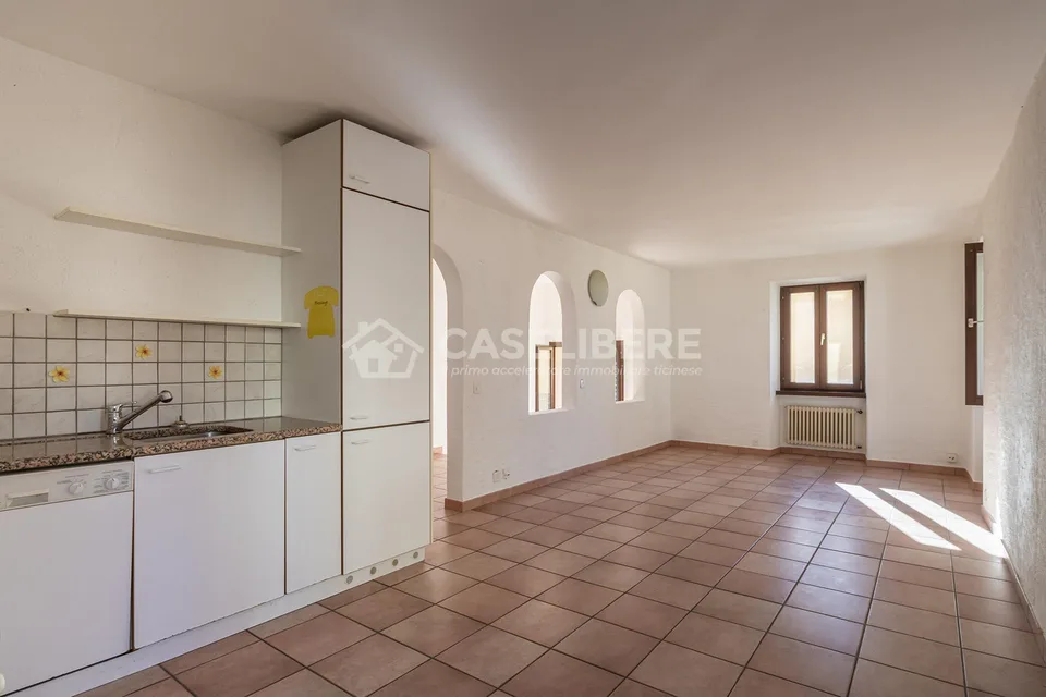 CASA DI NUCLEO CON VISTA LAGO A NEGGIO