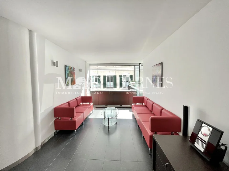 Lugano, Paradiso: Ufficio moderno 4 locali con vista lago
