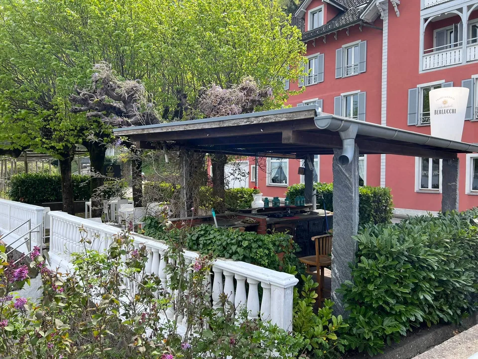 Hotel - Brusino Arsizio
