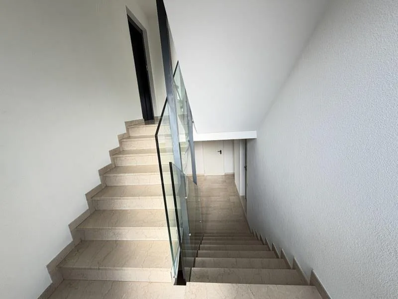 MONOLOCALE IN ELEGANTE PALAZZINA COMPLETAMENTE RISTRUTTURATA