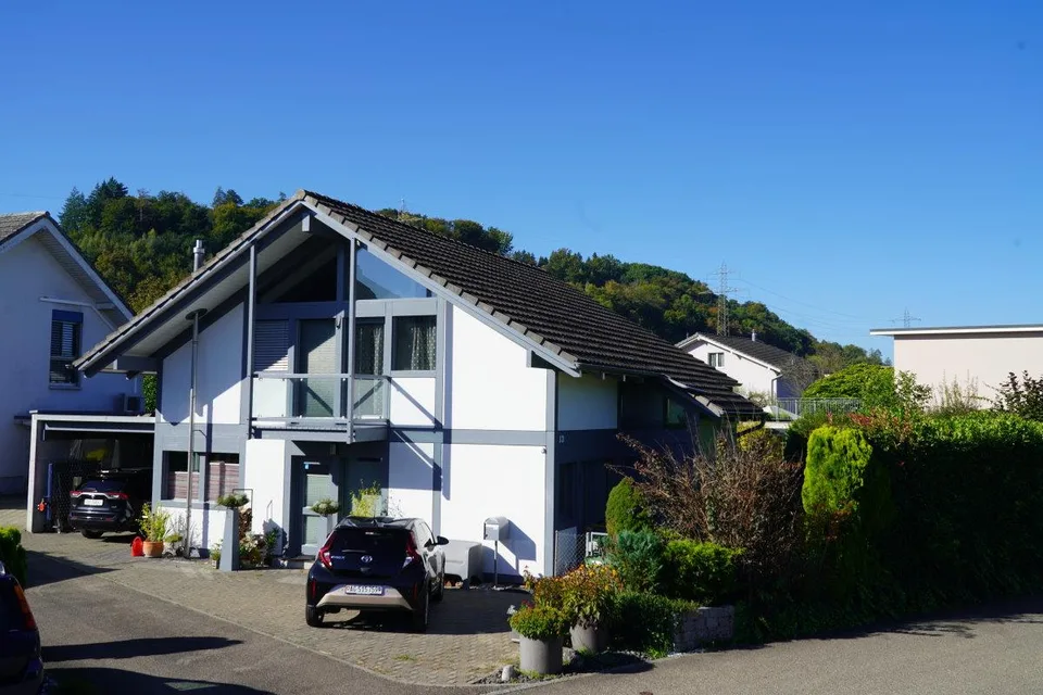 Grosszügiges EFH in bevorzugtem Quartier