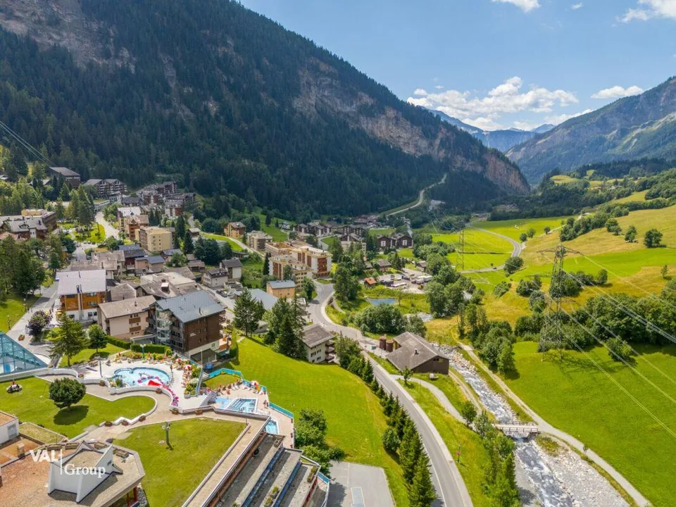 Im Herzen von Leukerbad: Entwicklungspotenzial auf höchstem Niveau