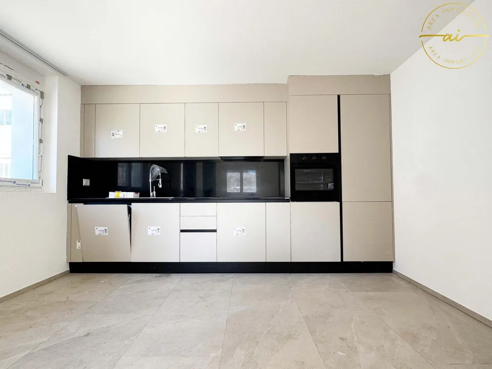 VILLA BIFAMILIARE DI NUOVA COSTRUZIONE CON DUE APPARTAMENTI