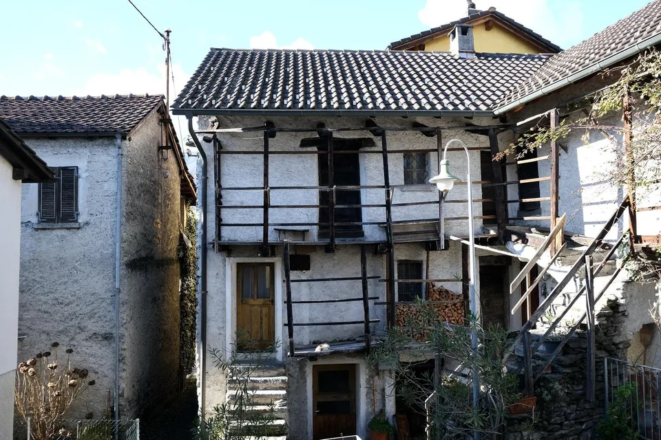 Luminosa casa di charme a Gordola in contesto residenziale. – photo 19 sur 19