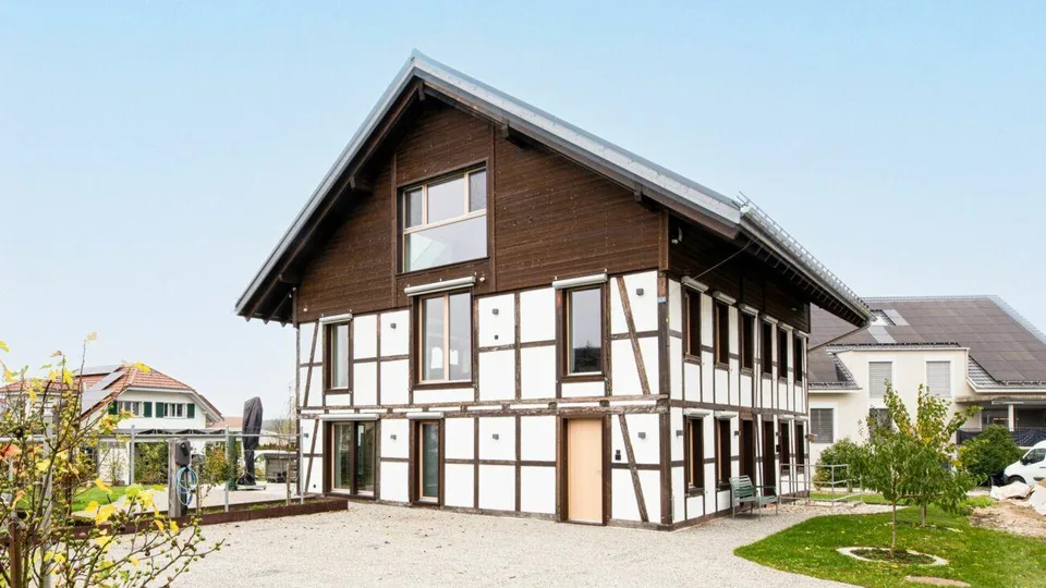 Exklusives Minergie-P-Haus mit modernstem Komfort