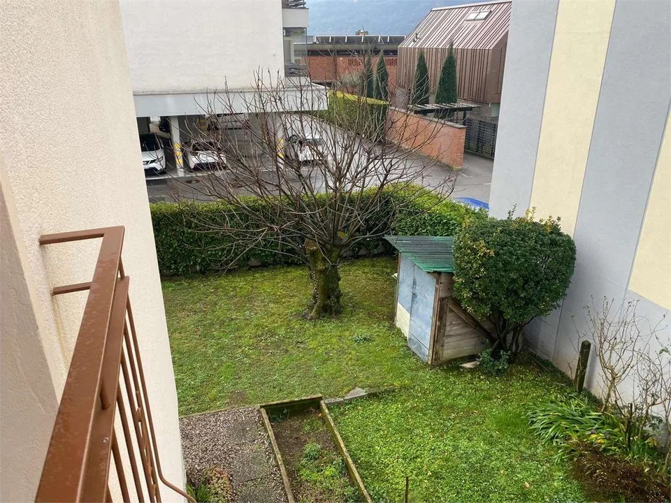 Balerna appartamento attico di 3,5 locali da ristrutturare – photo 10 sur 13