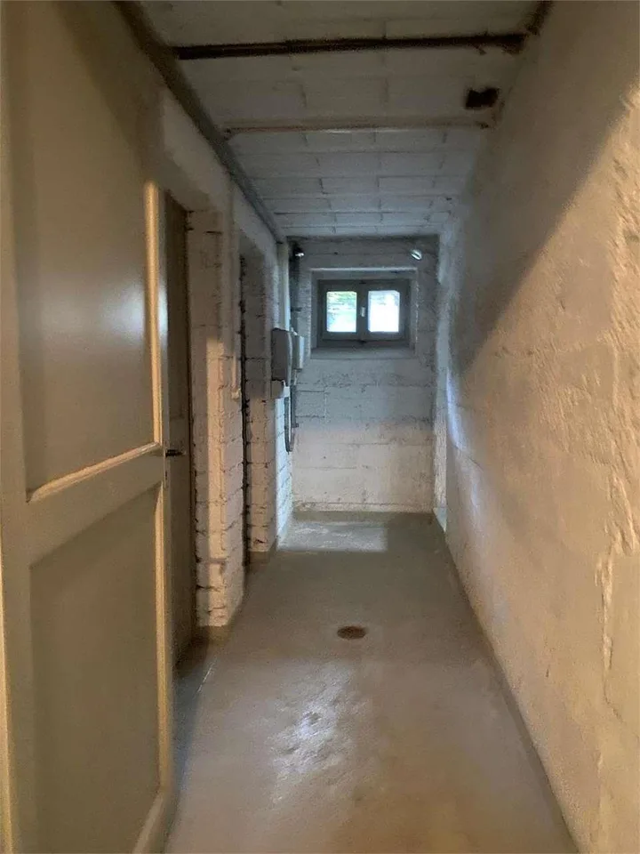 Balerna appartamento attico di 3,5 locali da ristrutturare – photo 12 sur 13