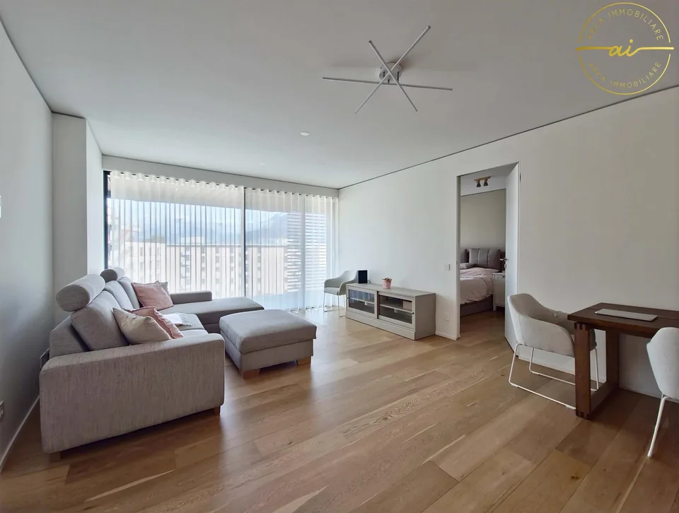 ELEGANTE APPARTAMENTO 3.5 LOCALI CON TERRAZZA E VISTA LAGO