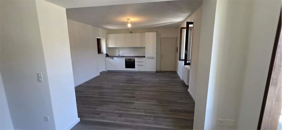 Palazzina a reddito in centro a Vacallo - Ottimo investimento
