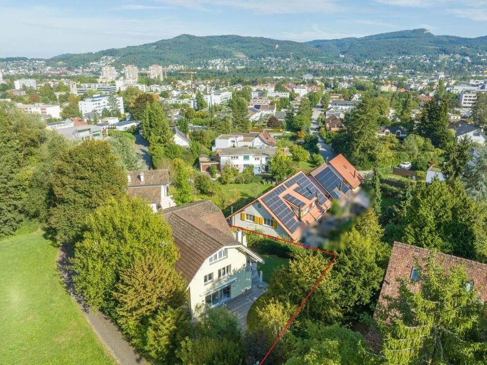 Raumwunder am Rebberg von Reinach - 7.5 Z' Villa mit viel Privatsphäre