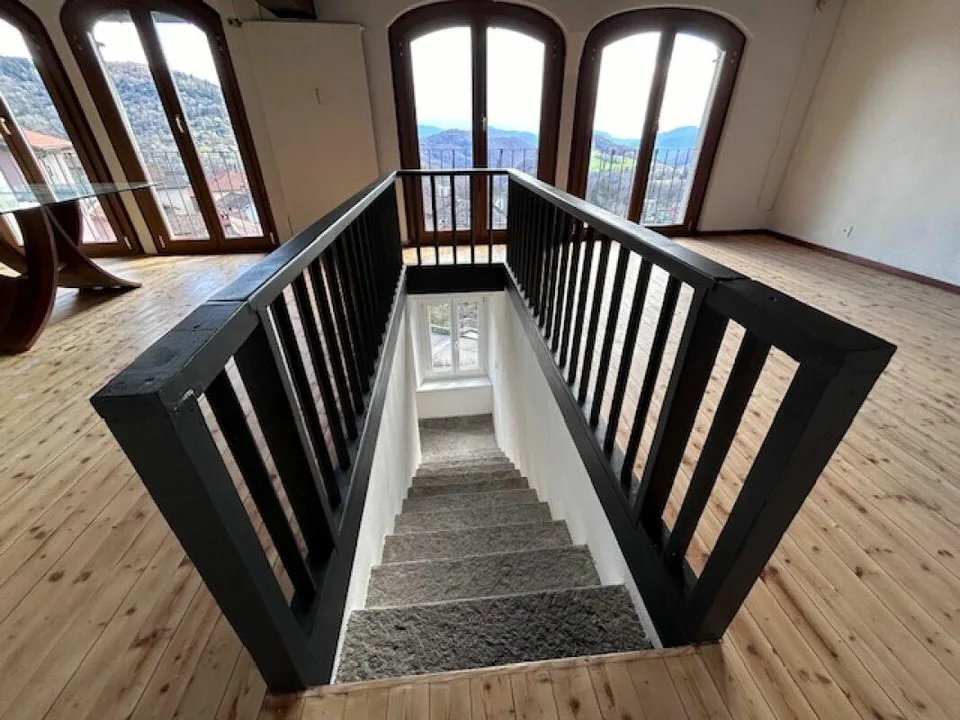 GRANDE CASA CON DUE APPARTAMENTI - GIARDINO E VISTA SPETTACOLARE – Foto 16 von 27