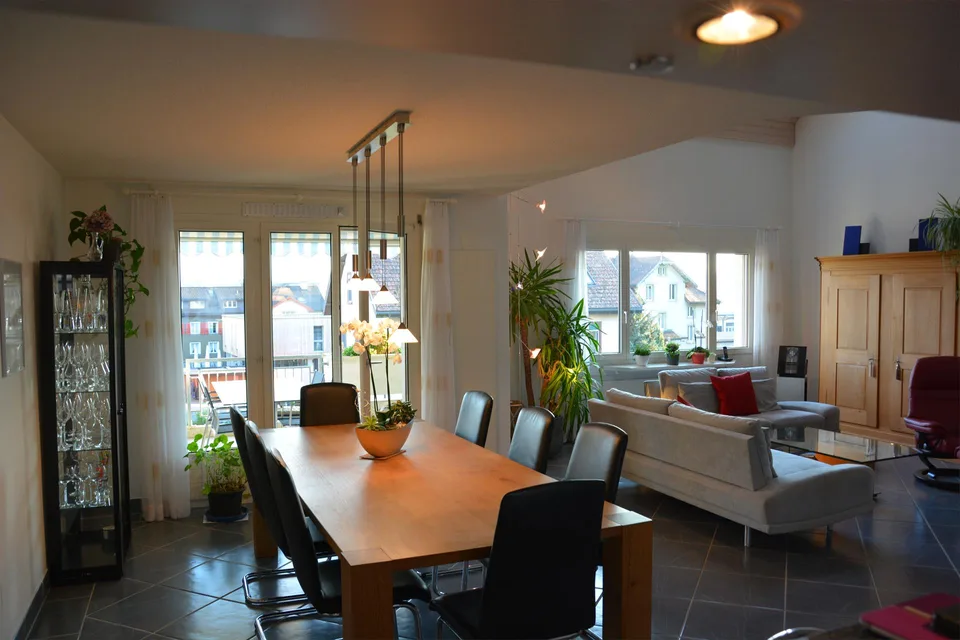 *Einzigartige Maisonette-Wohnung mit WOW Effekt*