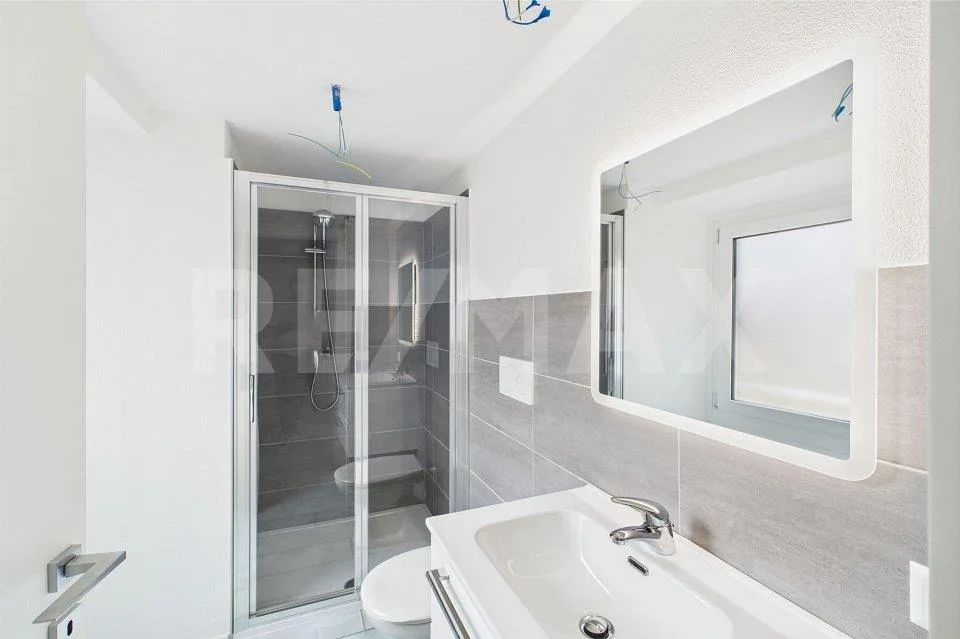 Casa intera o 2 appartamenti, rinnovata di recente, a Miglieglia – Foto 7 von 13