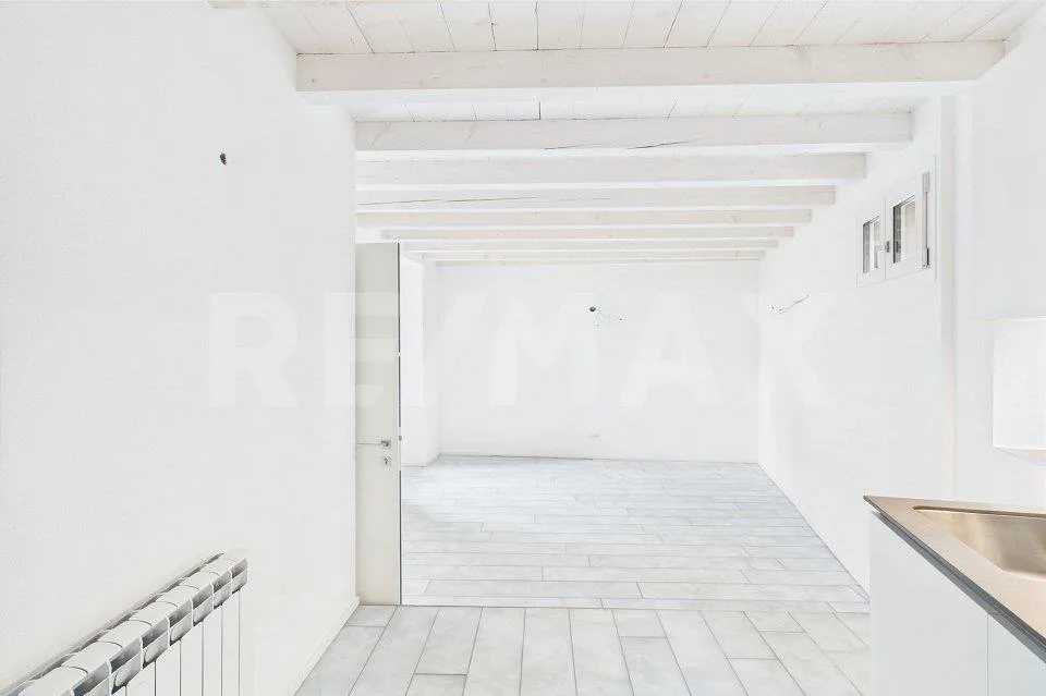 Casa intera o 2 appartamenti, rinnovata di recente, a Miglieglia – Foto 10 von 13