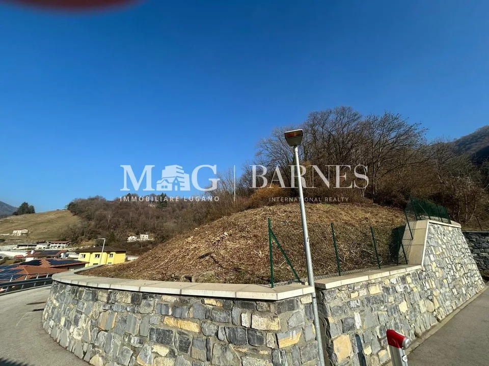 Breggia, Mendrisiotto: Terreno Edificabile 1.554 mq