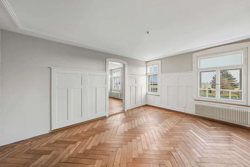 Einzigartiges Wohn- und Gewerbehaus – photo 7 of 15