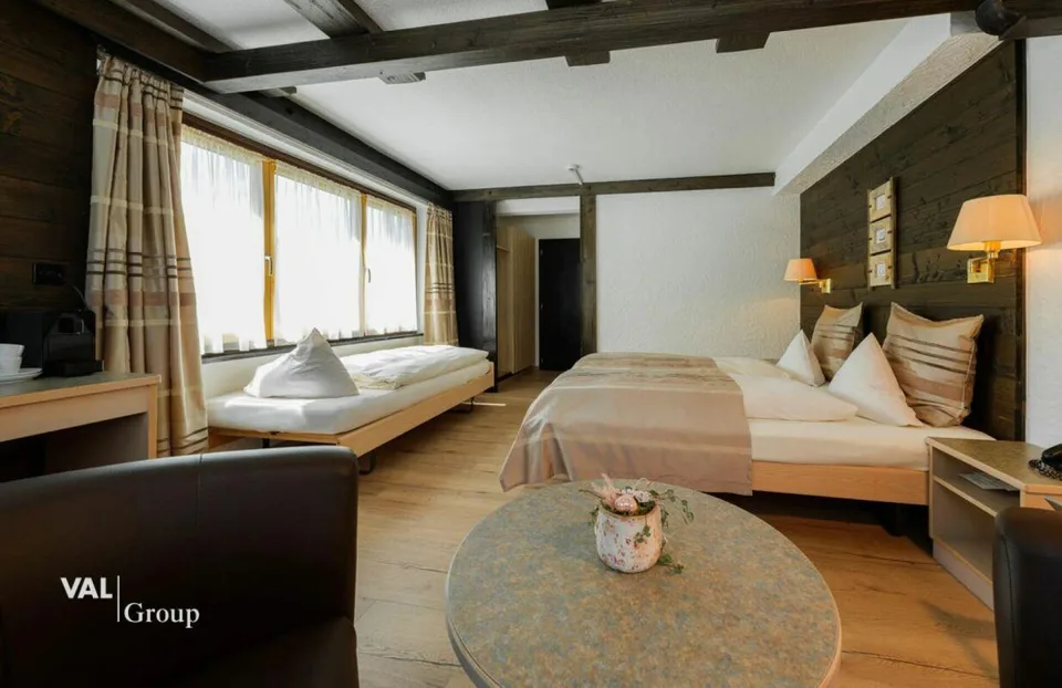 Superior Hotel inkl. Entwicklungsprojekt auf insgesamt 6'000 m2 Gru... – photo 16 sur 26