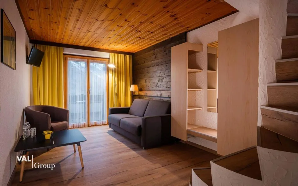 Superior Hotel inkl. Entwicklungsprojekt auf insgesamt 6'000 m2 Gru... – photo 12 sur 26