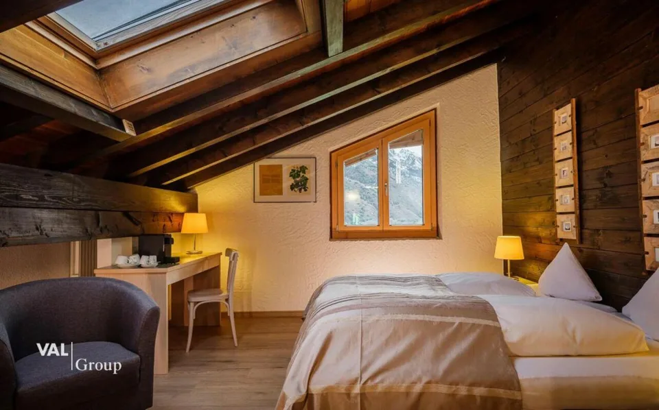 Superior Hotel inkl. Entwicklungsprojekt auf insgesamt 6'000 m2 Gru... – photo 11 sur 26