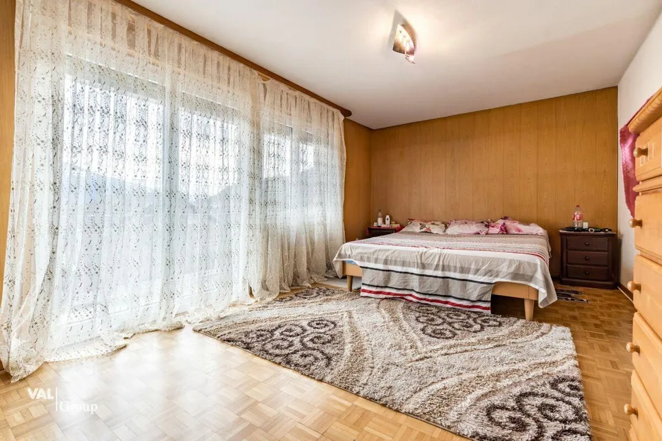 Raumwunder mit Charme - 6.5-Zimmer-Duplex im Herzen von Salgesch