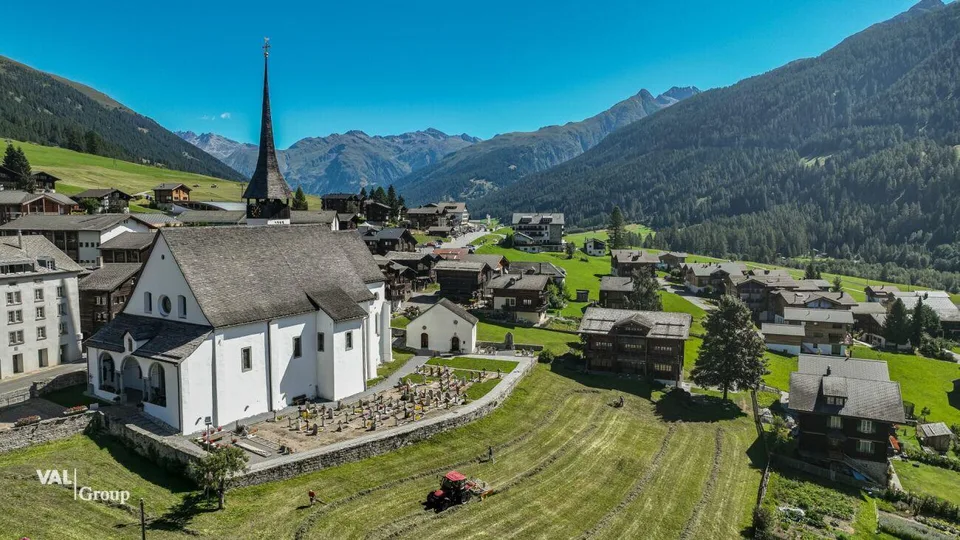 Nostalgisches Mehrfamilienhaus als Sanierungsprojekt mit rentablen ...