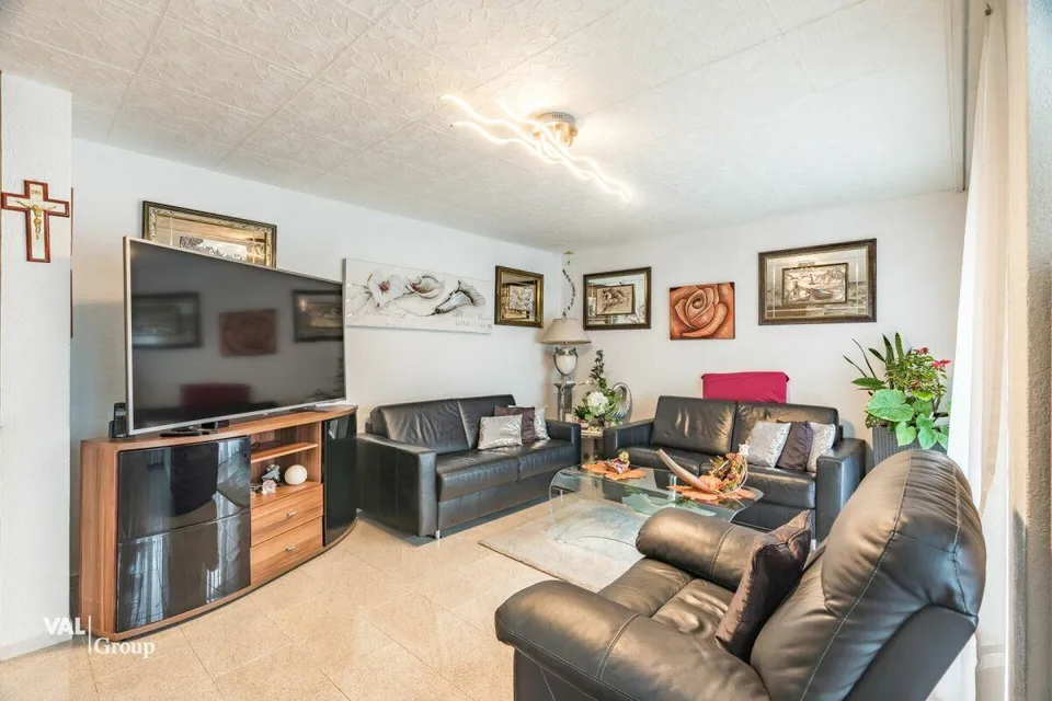 Wohnen mit Komfort und Aussicht - 4.5-Zimmerwohnung in bester Lage ...