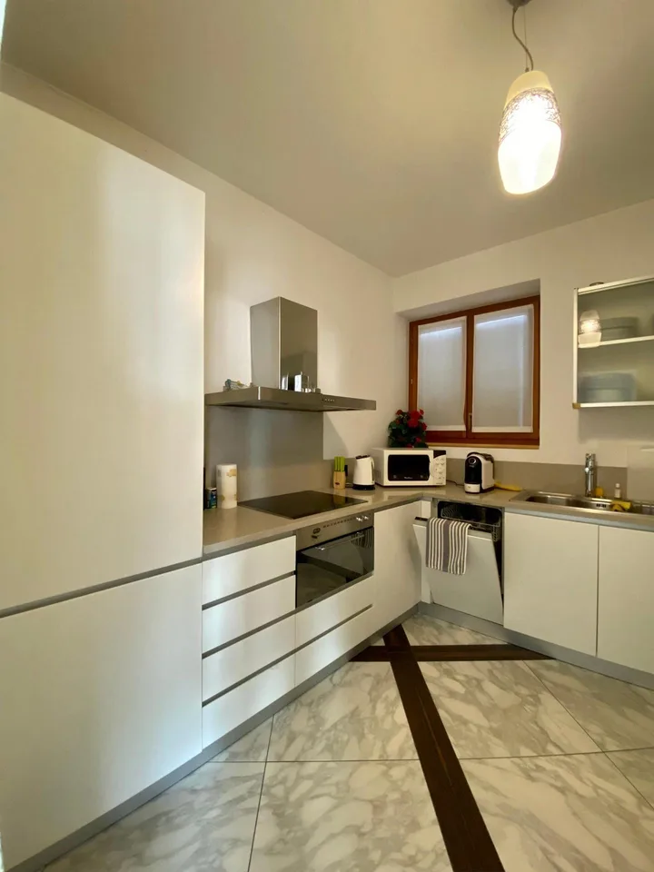 Appartamento vista lago in esclusiva residenza – foto 10 di 19