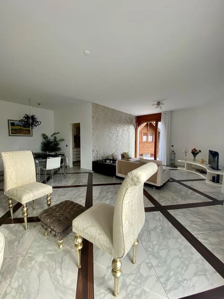 Appartamento vista lago in esclusiva residenza