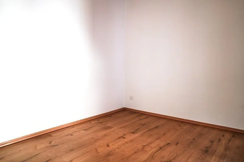 3-Zimmer-Dorfhaus mit Balkon an sehr ruhiger Lage / casa di 3 local... – photo 8 sur 20